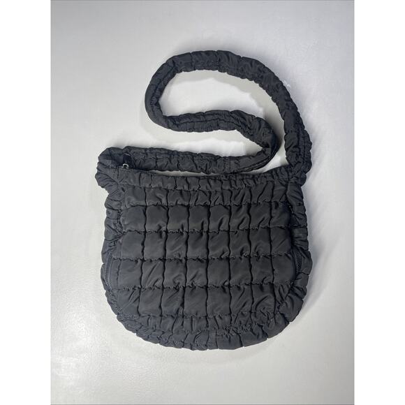 Urban Expressions Winnie Crossbody Puffy Quilted Bag Black Shoulder Handbag - Picture 1 of 10